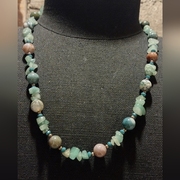 Authentic gemstone necklace - Picture 1 of 16